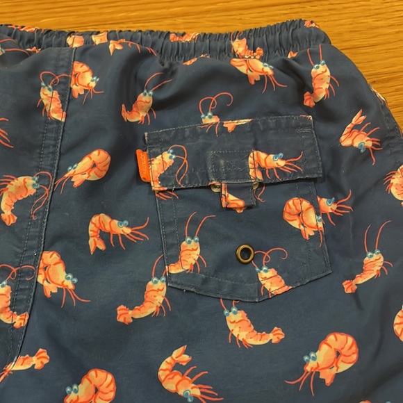 Sunuva kids swim trunks in cute shrimp pattern - Picture 4 of 6